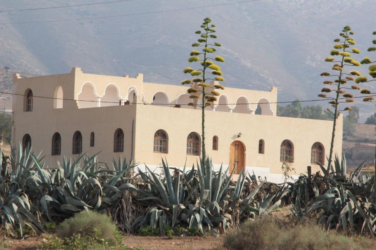 Ifoutatsene Riad Kebdana מראה חיצוני תמונה