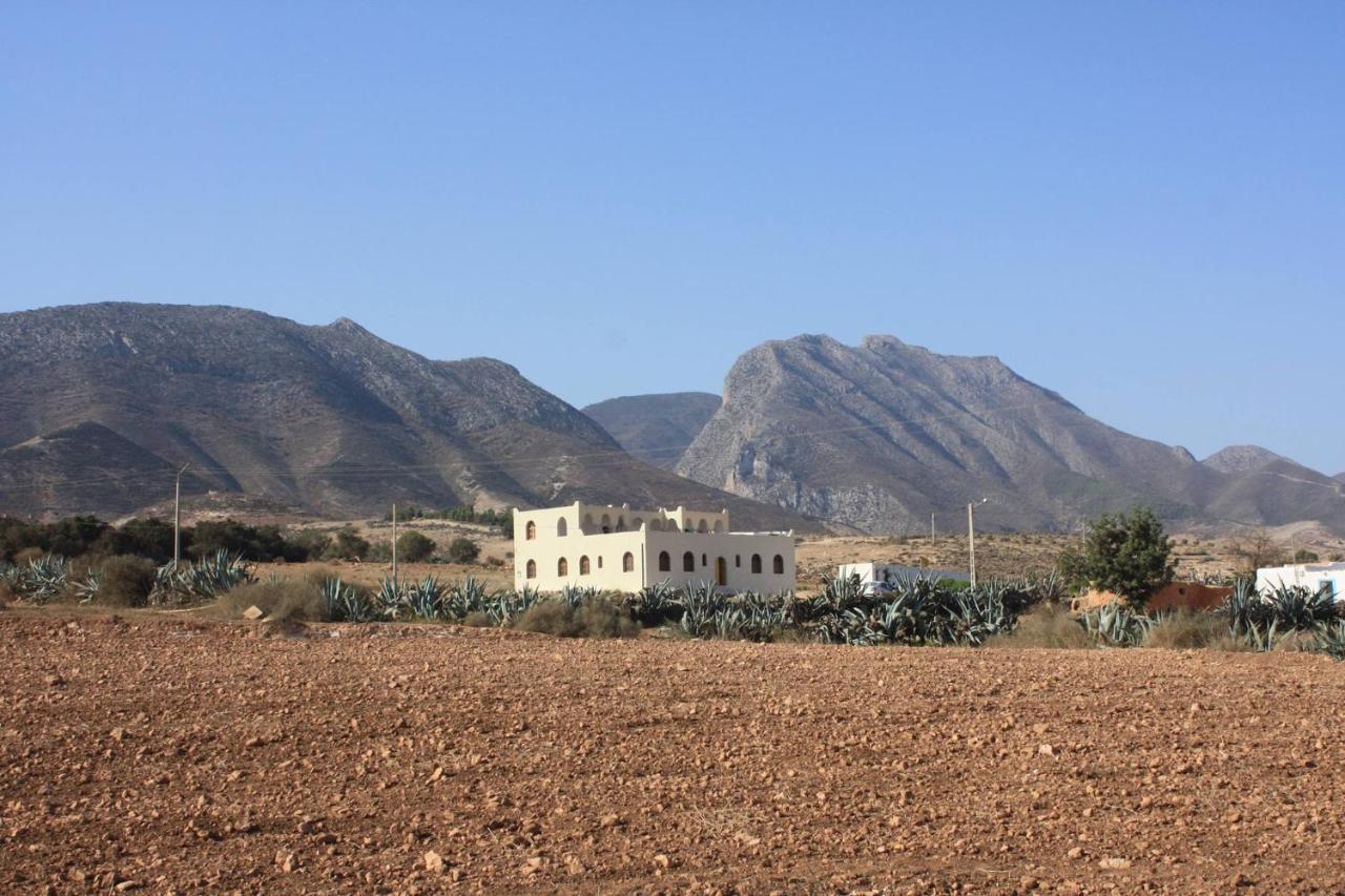 Ifoutatsene Riad Kebdana מראה חיצוני תמונה