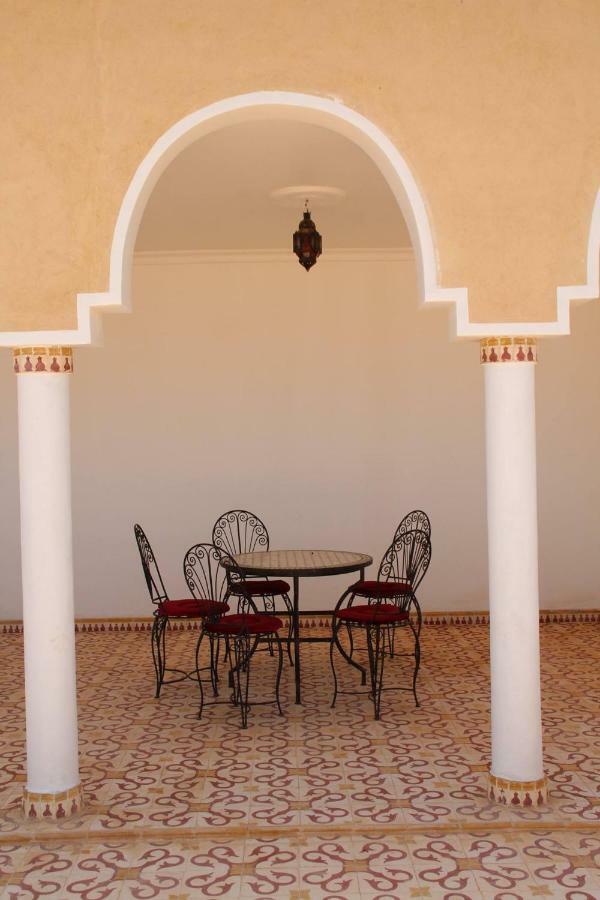 Ifoutatsene Riad Kebdana מראה חיצוני תמונה