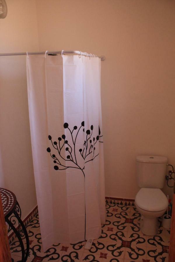 Ifoutatsene Riad Kebdana מראה חיצוני תמונה
